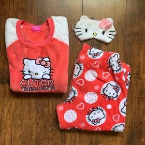 NWOT Hello Kitty Pink Pajamas with Eye Mask